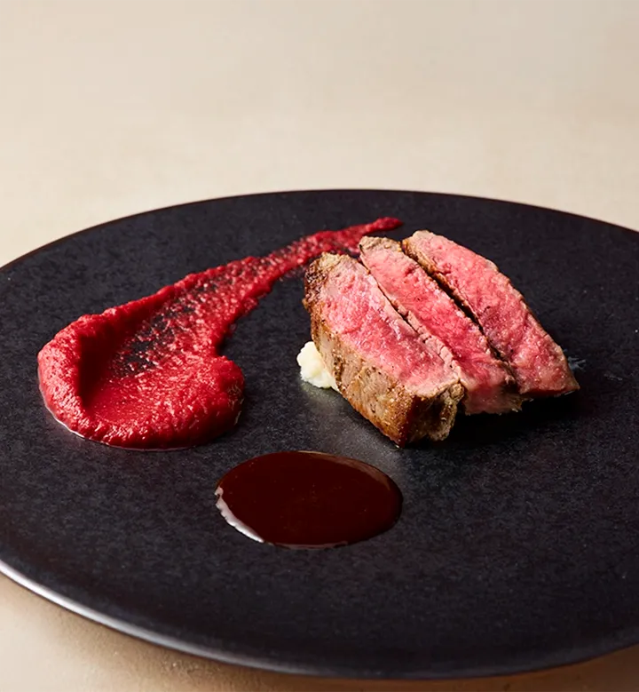 小岩井農場TOKYOクリスマスフレンチフルコースのメインディッシュ